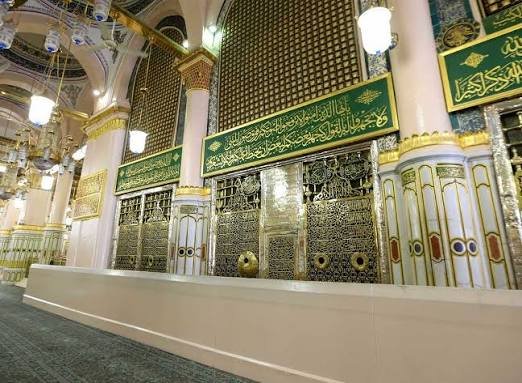 Home قبر 3